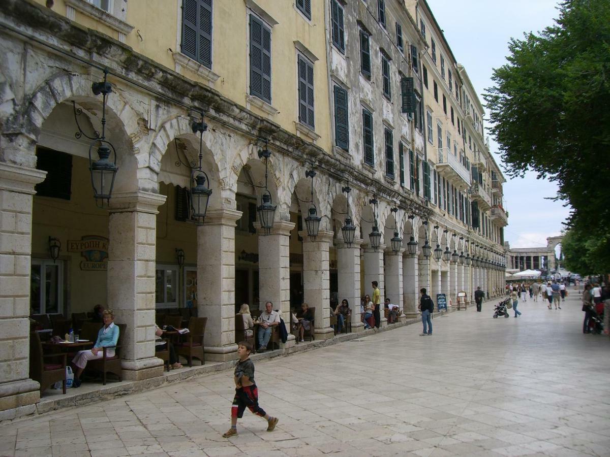 Archontiko Kourkoulos Makrádes Екстериор снимка